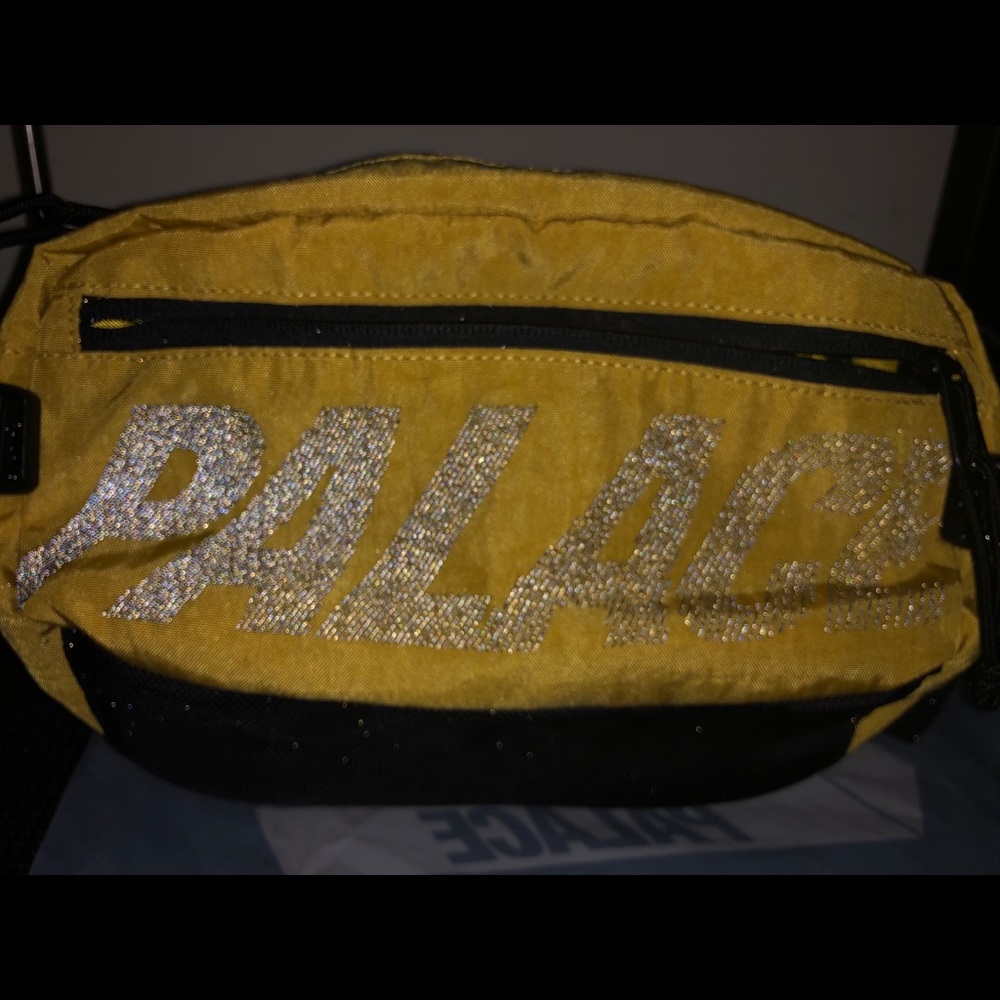 Palace Bun Sack Yellow (F/W 18)